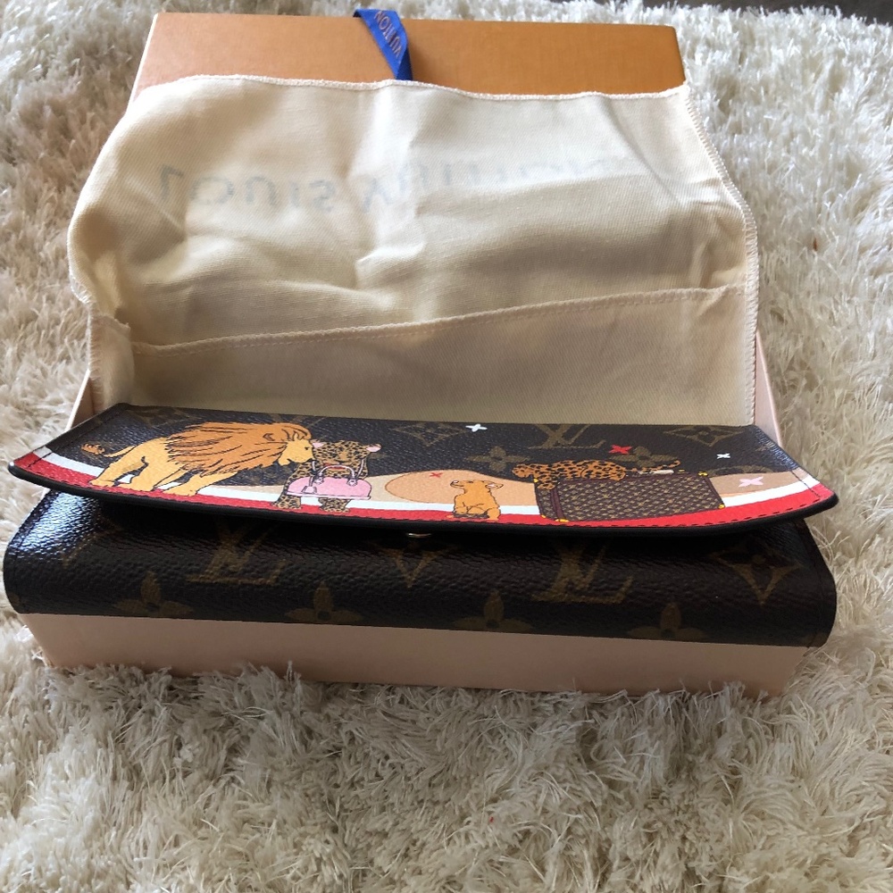Louis Vuitton Monogram 2018 Christmas Animation Sarah Wallet - Picture 6 of 10
